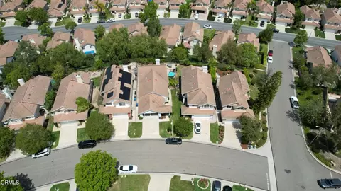 View/Area - 705 Warrendale St, Simi Valley, CA 93065 photo 2 of 10