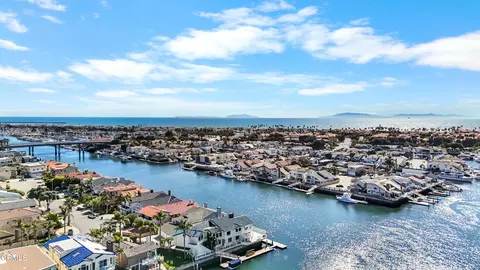 View/Area - 2230 Jamestown Ln, Oxnard, CA 93035 photo 5 of 8