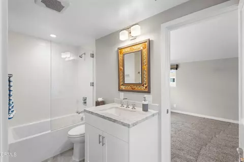 Bath - 2230 Jamestown Ln, Oxnard, CA 93035 photo 6 of 6