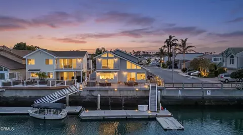 2230 Jamestown Ln, Oxnard, CA 93035
