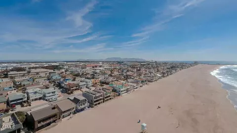 View/Area - 333 Melrose Dr, Oxnard, CA 93035 photo 7 of 14