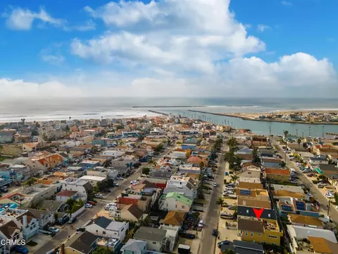 View/Area - 333 Melrose Dr, Oxnard, CA 93035 photo 1 of 14