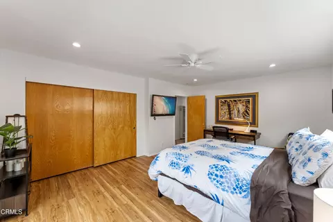 Bedroom - 333 Melrose Dr, Oxnard, CA 93035 photo 2 of 10