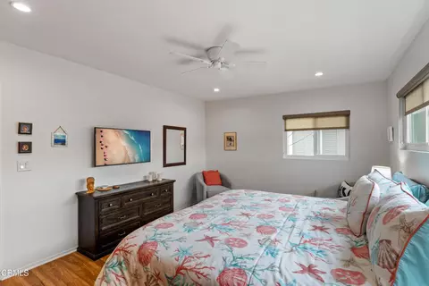 Bedroom - 333 Melrose Dr, Oxnard, CA 93035 photo 5 of 10