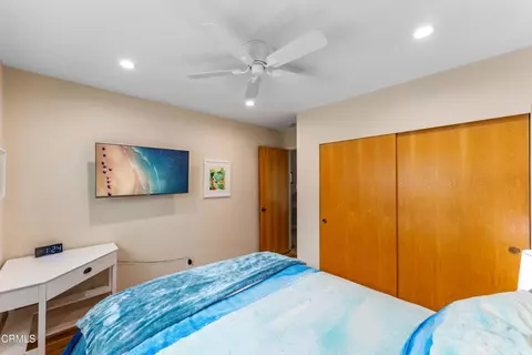 Bedroom - 333 Melrose Dr, Oxnard, CA 93035 photo 8 of 10