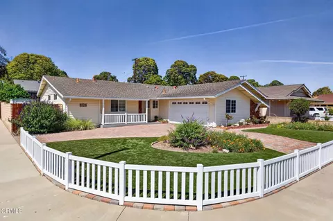 5305 Woodbury St, Ventura, CA 93003
