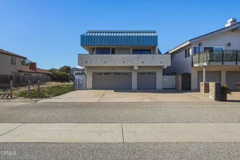 4900 Oceanaire St, Oxnard, CA 93035