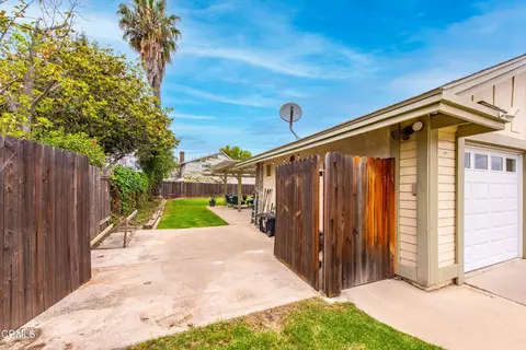 Exterior - 2791 Waverly Ave, Camarillo, CA 93010 photo 14 of 14