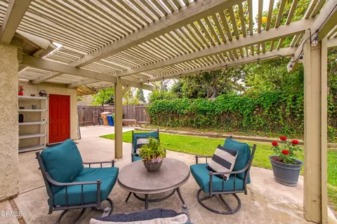 Exterior - 2791 Waverly Ave, Camarillo, CA 93010 photo 5 of 14