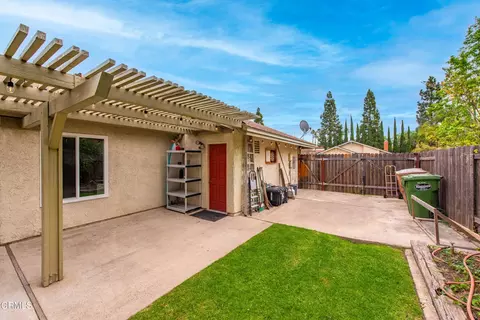 Exterior - 2791 Waverly Ave, Camarillo, CA 93010 photo 7 of 14