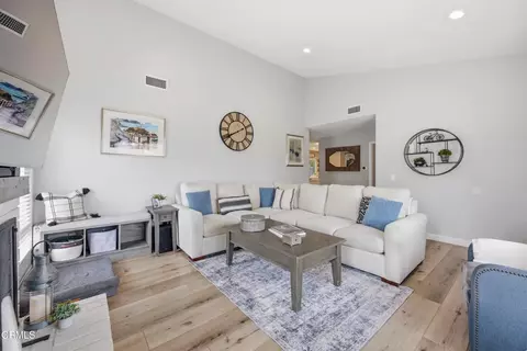 Living - 2791 Waverly Ave, Camarillo, CA 93010 photo 6 of 6