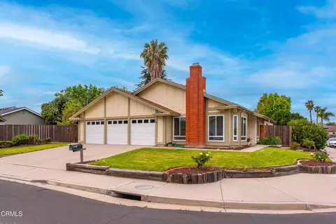 Exterior - 2791 Waverly Ave, Camarillo, CA 93010 photo 2 of 14