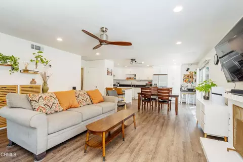 Living - 5204 Creekside Rd, Camarillo, CA 93012 photo 1 of 2