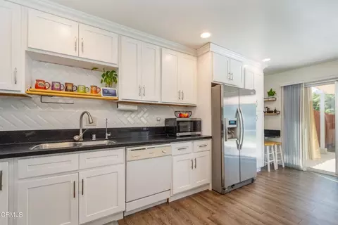Kitchen - 5204 Creekside Rd, Camarillo, CA 93012 photo 2 of 2