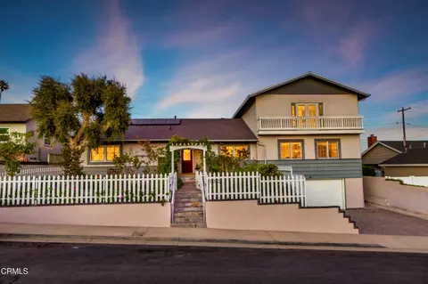 132 Maria Ln, Camarillo, CA 93010