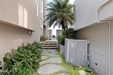 Exterior - 3281 Ocean Dr, Oxnard, CA 93035 photo 7 of 9