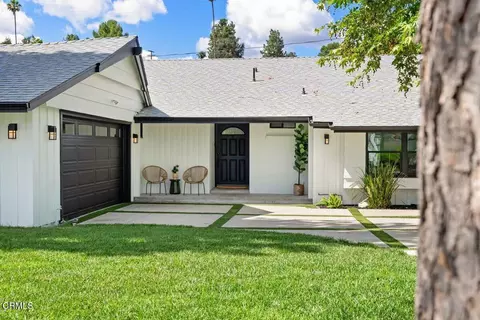 5647 Ramara Ave, Woodland Hills, CA 91367