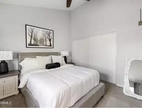 Bedroom - 5204 Columbus Pl, Oxnard, CA 93033 photo 2 of 3