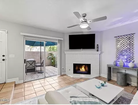 Living - 5204 Columbus Pl, Oxnard, CA 93033 photo 2 of 2