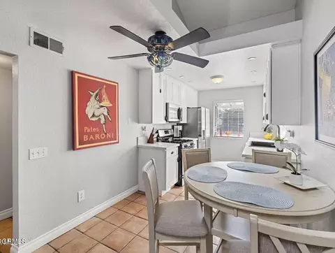 Dining - 5204 Columbus Pl, Oxnard, CA 93033 photo 1 of 2