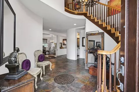 Entry Way - 668 Corte Sol, Camarillo, CA 93010 photo 2 of 5