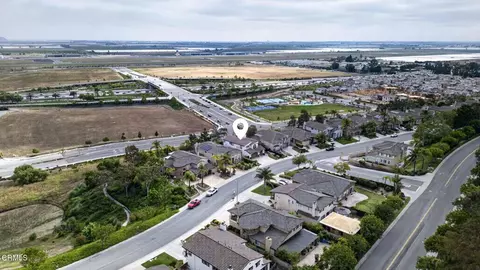 View/Area - 668 Corte Sol, Camarillo, CA 93010 photo 6 of 9