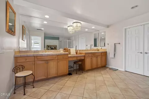 Bath - 668 Corte Sol, Camarillo, CA 93010 photo 1 of 6