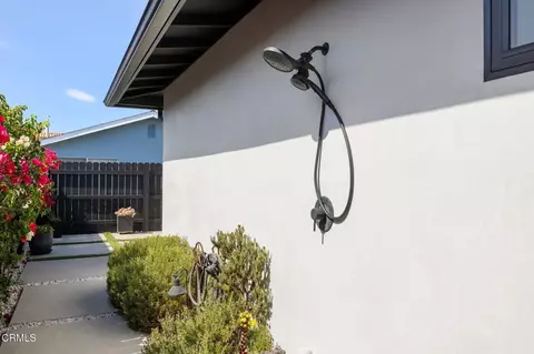 Exterior - 5221 Wavecrest Way, Oxnard, CA 93035 photo 6 of 8