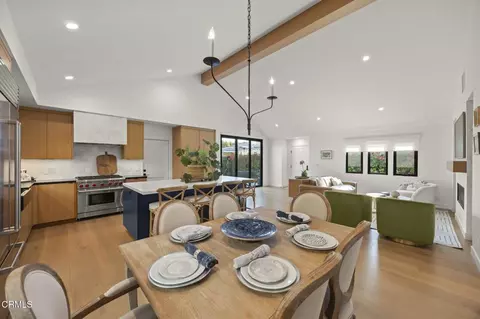 Dining - 5221 Wavecrest Way, Oxnard, CA 93035 photo 3 of 3