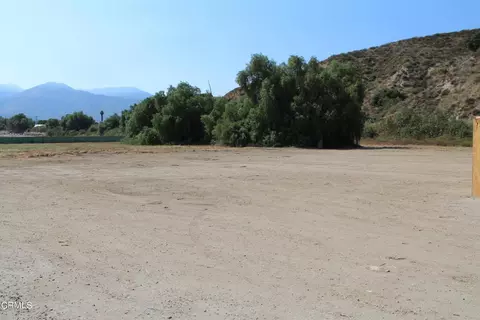 251 E Telegraph Rd, Fillmore, CA 93015 photo 3