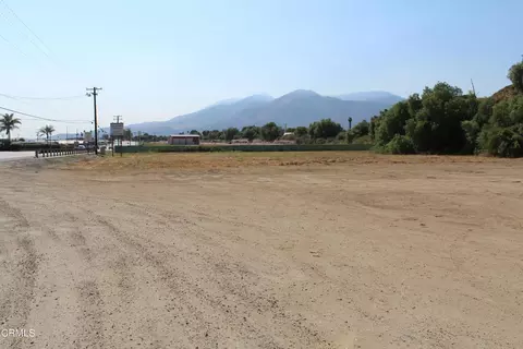 251 E Telegraph Rd, Fillmore, CA 93015 photo 4