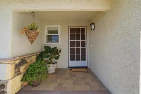 Exterior - 39 La Suen Dr, Camarillo, CA 93010 photo 2 of 9