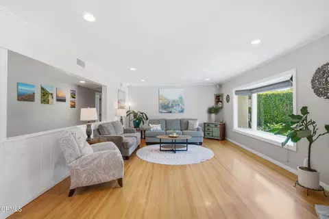 Living - 39 La Suen Dr, Camarillo, CA 93010 photo 1 of 5