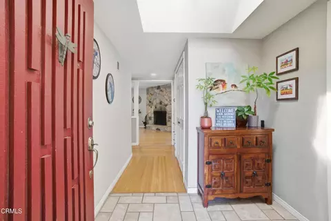 Entry Way - 39 La Suen Dr, Camarillo, CA 93010 photo 1 of 4