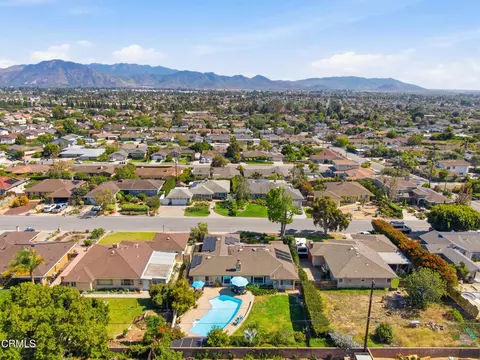View/Area - 39 La Suen Dr, Camarillo, CA 93010 photo 3 of 5
