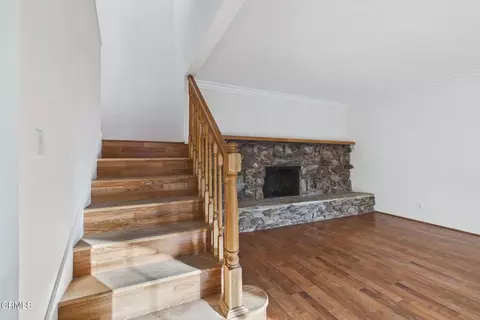 Living - 3186 Galena Ave, Simi Valley, CA 93065 photo 3 of 5