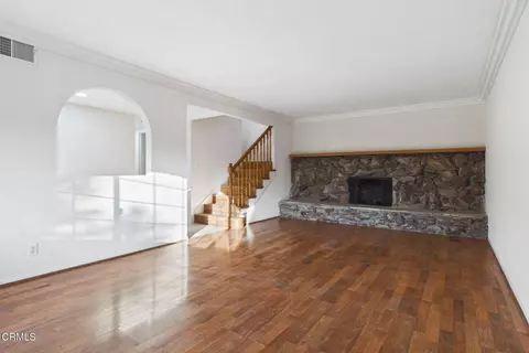 Living - 3186 Galena Ave, Simi Valley, CA 93065 photo 2 of 5
