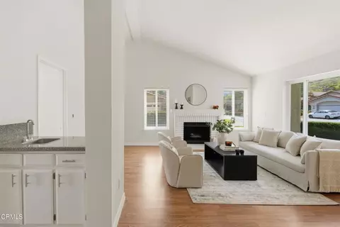 Living - 6091 Irena Ave, Camarillo, CA 93012 photo 4 of 8