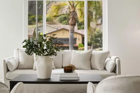 Living - 6091 Irena Ave, Camarillo, CA 93012 photo 6 of 8