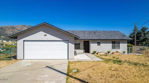 20601 Ridgecrest Dr, Tehachapi, CA 93561