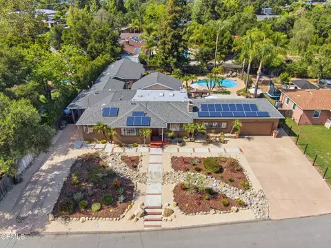 25 Feliz Dr, Oak View, CA 93022