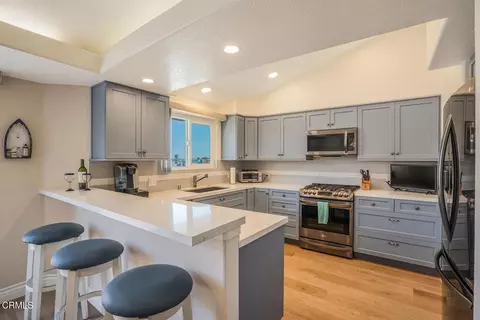 Kitchen - 1130 Mandalay Beach Rd, Oxnard, CA 93035 photo 1 of 3