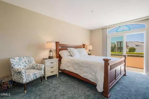 Bedroom - 1130 Mandalay Beach Rd, Oxnard, CA 93035 photo 1 of 5