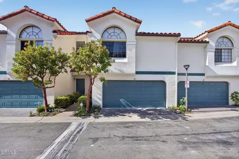 165 Courtyard Dr, Port Hueneme, CA 93041