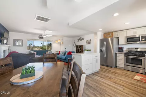 Dining - 7188 Lomita Rd, Joshua Tree, CA 92252 photo 1 of 1