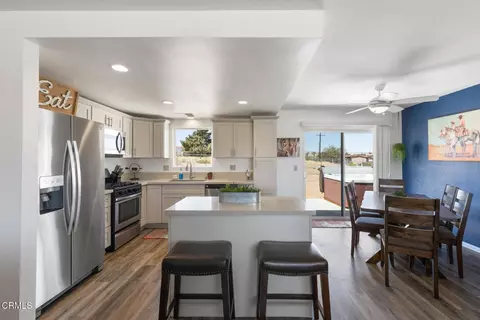 Kitchen - 7188 Lomita Rd, Joshua Tree, CA 92252 photo 2 of 2