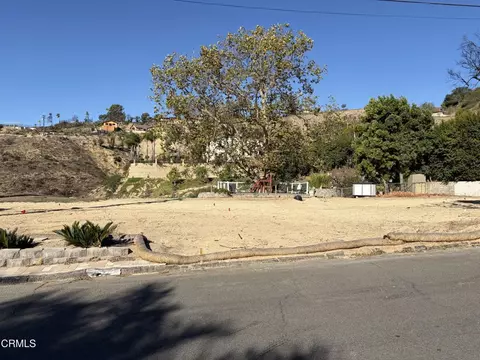 999 San Clemente Way, Camarillo, CA 93010 photo 2