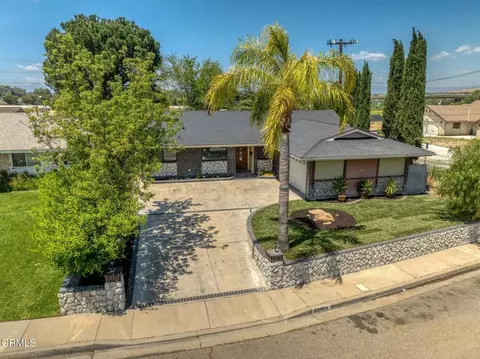 View/Area - 23005 Hilse Ln, Newhall, CA 91321 photo 6 of 6