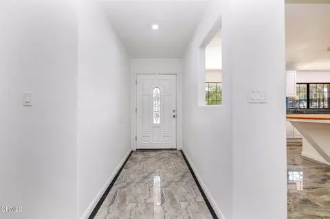Entry Way - 23005 Hilse Ln, Newhall, CA 91321 photo 1 of 2