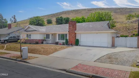 252 W Columbia Rd, Thousand Oaks, CA 91360